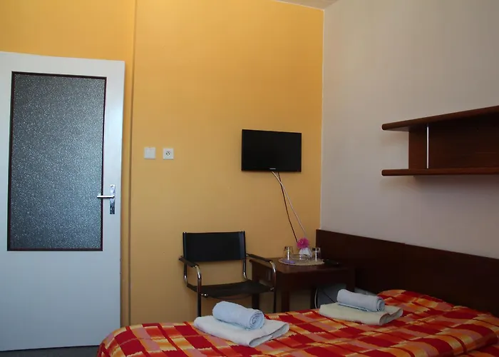 Hotell Rambousek 3*